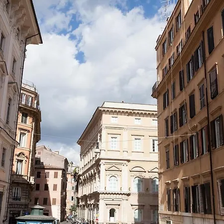 Apartmán Cappellari Campo Dei Fiori Int 5 *